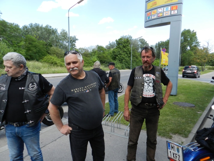 outsider40.017.jpg