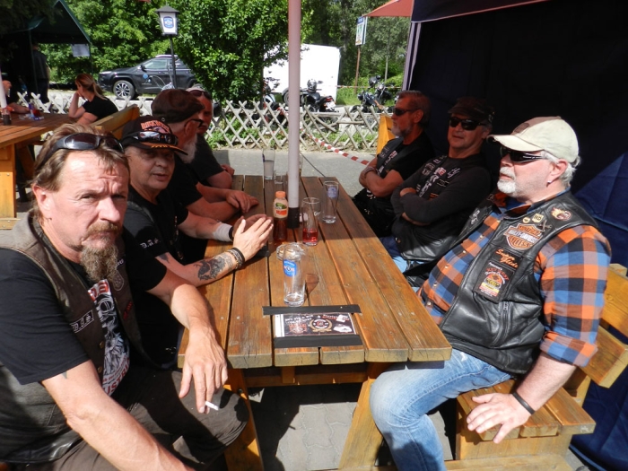 outsider40.035.jpg