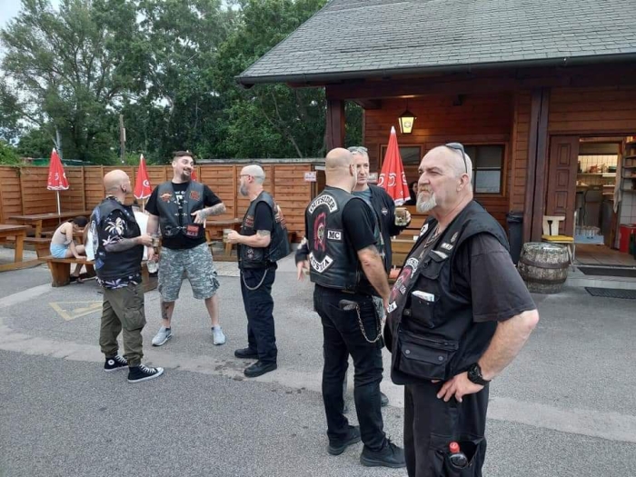 outsider40.064.jpg