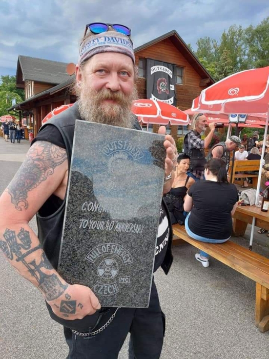 outsider40.070.jpg