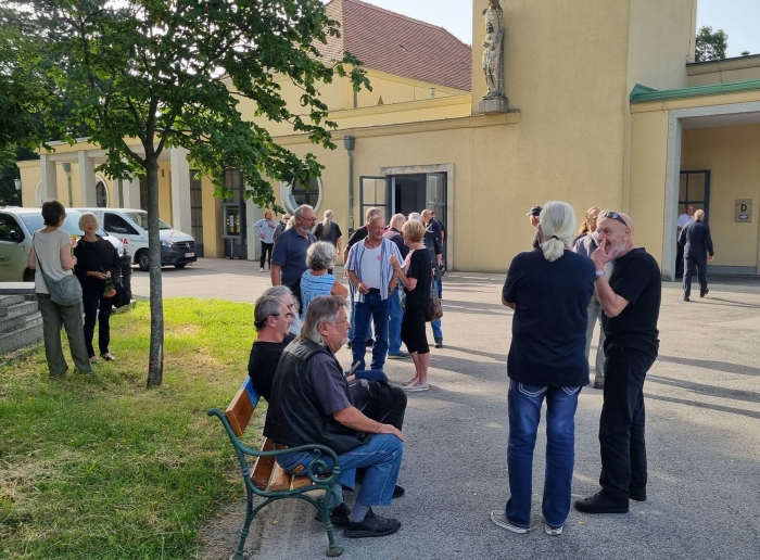schreier.rip.02.jpg