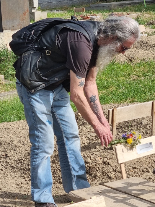 schreier.rip.48.jpg