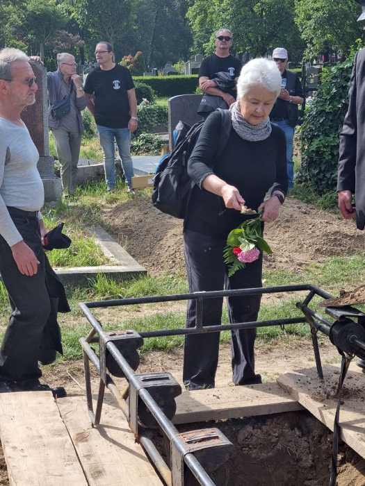 schreier.rip.57.jpg