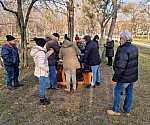 Thumbnail of hatschn025.jpg
